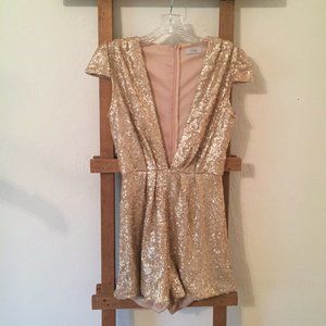 Low neck romper